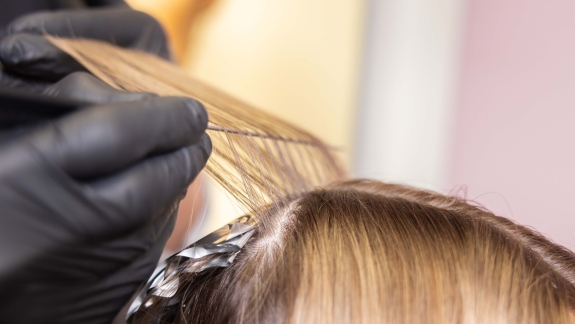 Klassisk balayage med naturlige overgange hos frisør i Middelfart